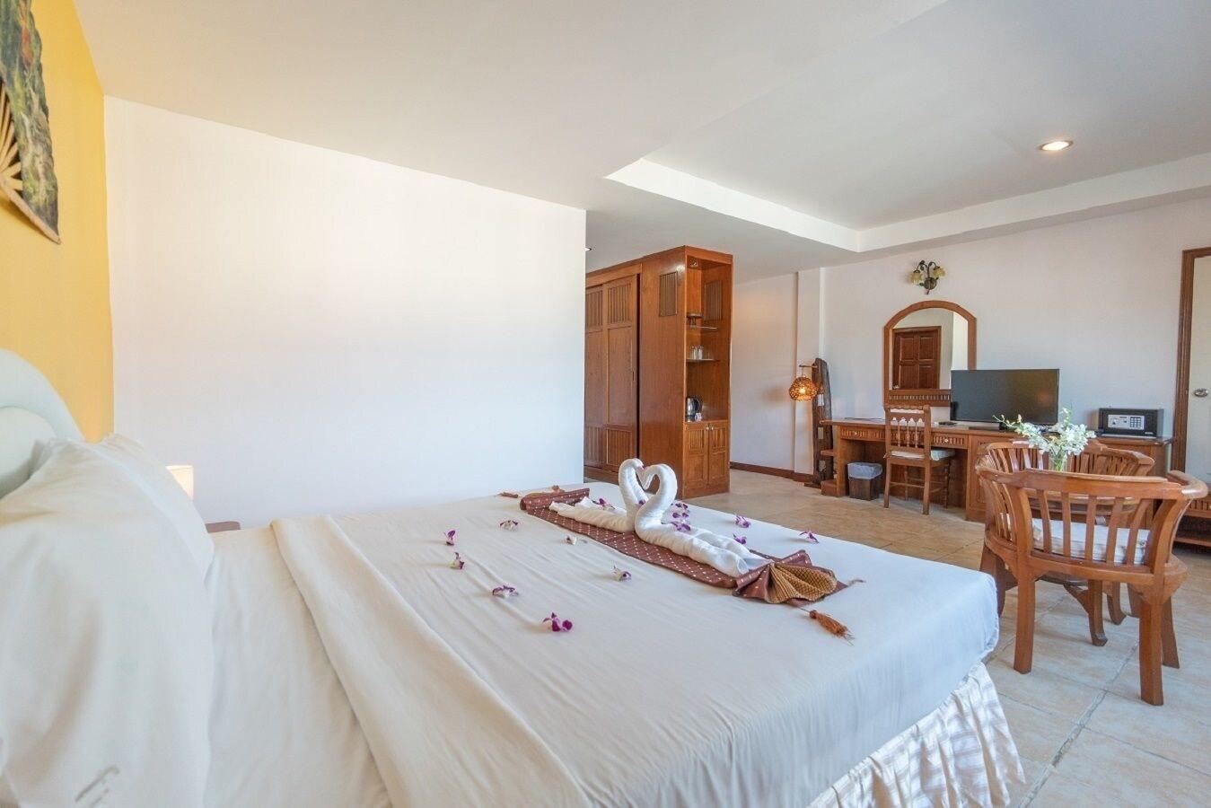 Bangla Star Hotel Phuket Esterno foto