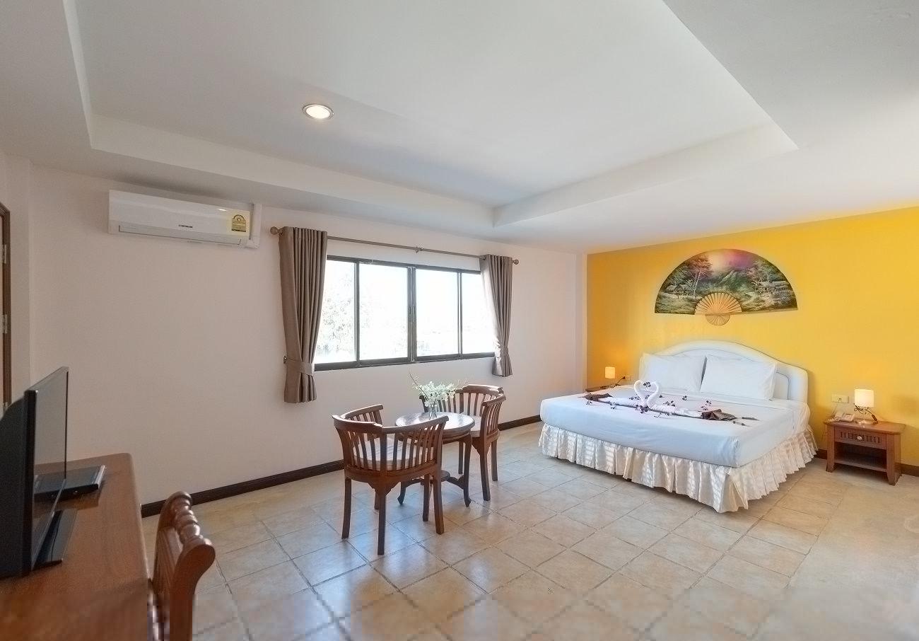 Bangla Star Hotel Phuket Esterno foto