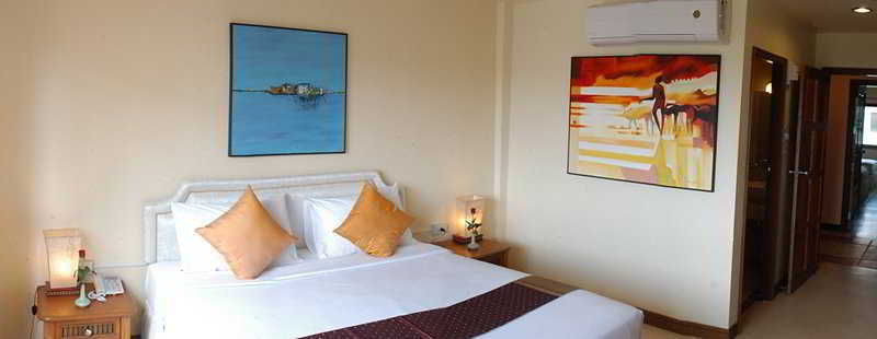 Bangla Star Hotel Phuket Esterno foto